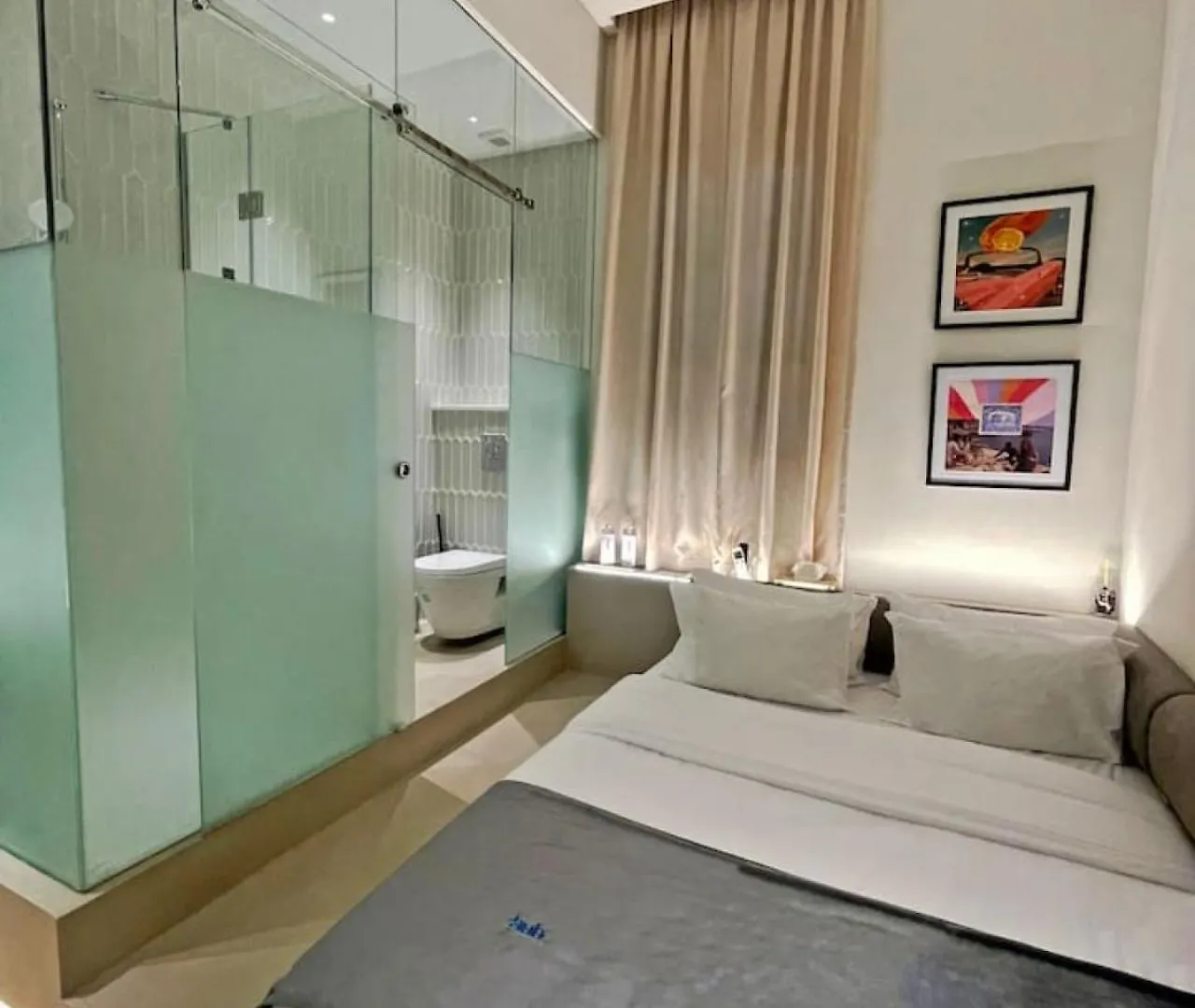 Bhub Room 202 In Gemmayze Beirut Apartment